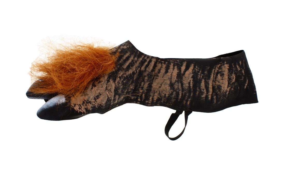 WEREWOLF FUR FEET